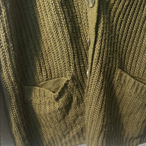 Love  by Design Olive green Knit Cardigan with Studded Shoulders Size  M - Picture 3 of 9